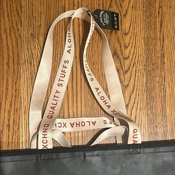 ALOHA XCHNG  Black Tote - Picture 3 of 11